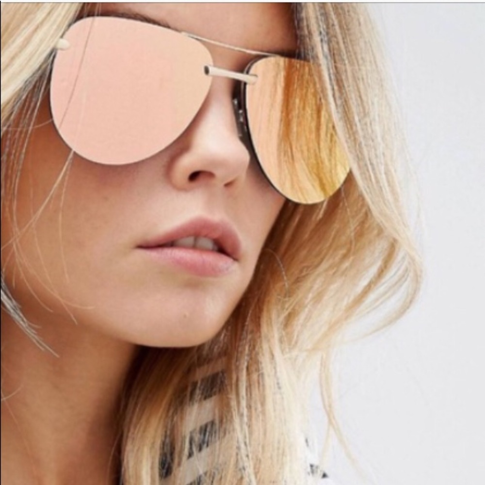 Quay Australia The Plays gold/pink sunglasses